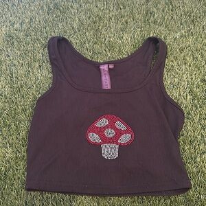Brand new never worn healf  heart mushroom crop top